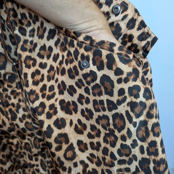 NWT TORRID Outerwear Leopard Zip Up Draw  String Longer Rain Jacket Plus Size 6X - Picture 7 of 10